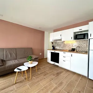 https://casita-de-lea.in-canary-islands.com