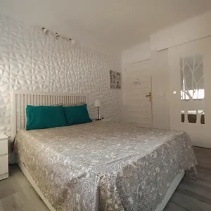 https://apartamento-una-habitacin-supercntrico.1costadelsol.com